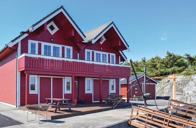 Charming holiday home located in beautiful surroundings.