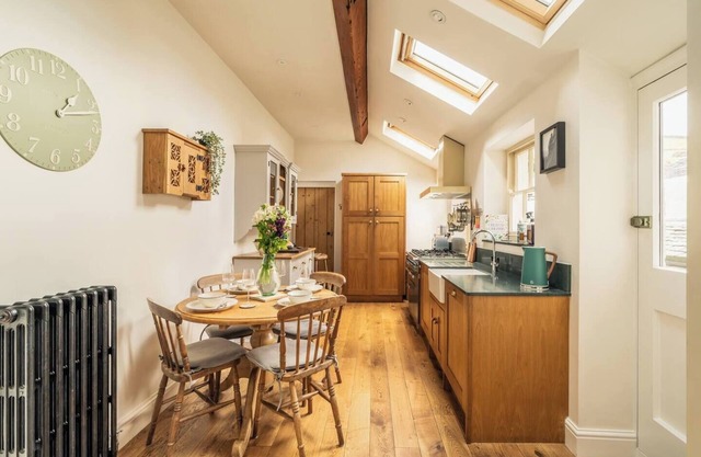 Charming Home in Staveley