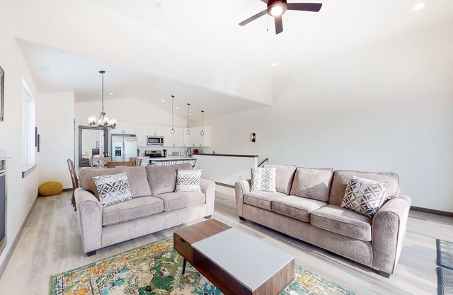 Charming home with mountain view, fireplace, balcony, & washer/dryer