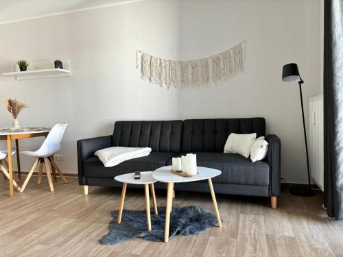Charming Homes - Studio 22