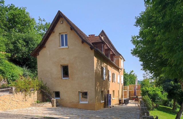 Charming house 6/8 persons near Castelnaud, heated above-ground pool