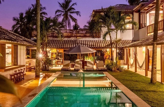 Charming house by the sea and a few meters from the village of Praia do Forte