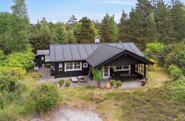 Charming house near private beach and nature