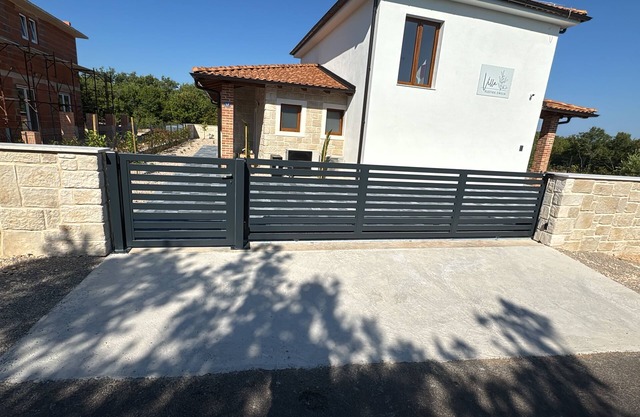 Charming, rustic villa for 8+2 people on the island of Krk