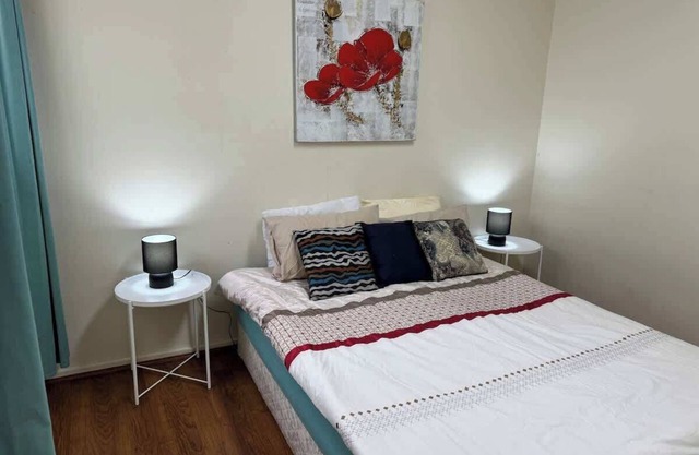 Charming Huntingdale Retreat