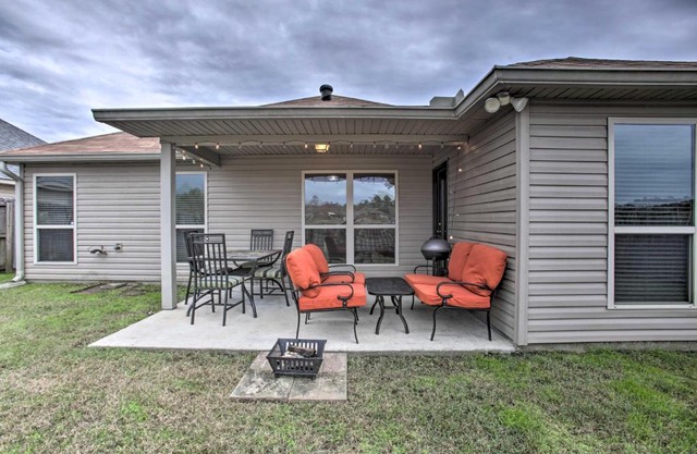 Charming Louisiana Home - 21 Mi to LSU!