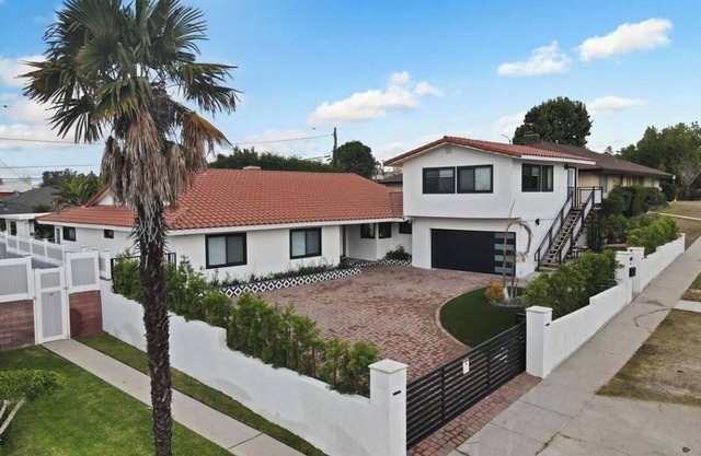 Charming Luxury 3-bedroom house with Private Parking in welcoming Ladera Heights