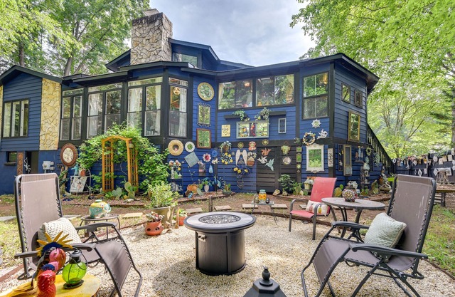 Charming Matthews Guest House, 10 Mi to Charlotte!