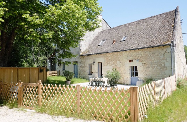 Charming mill in Bourgueil - 9 Guestsn