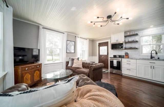 Charming, modern and cozy retreat on the bike path