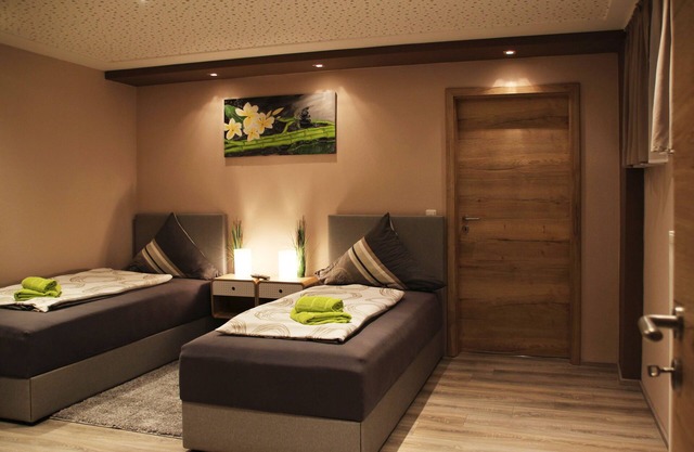 Charming, modern basement apartment(30sqm)