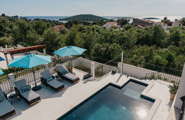 Charming newly built, 3 bedroom Island Villa