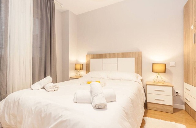 Charming Oasis in Oviedo with Private Terrace