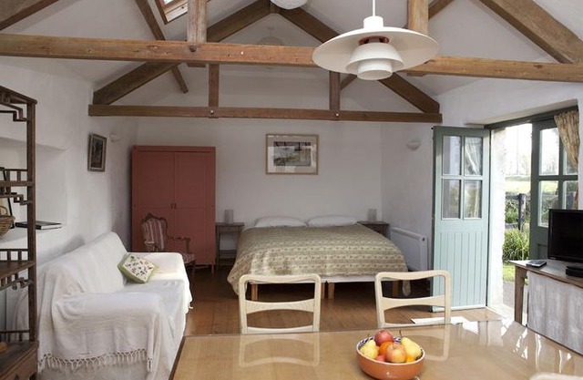 Charming old stables studio cottage