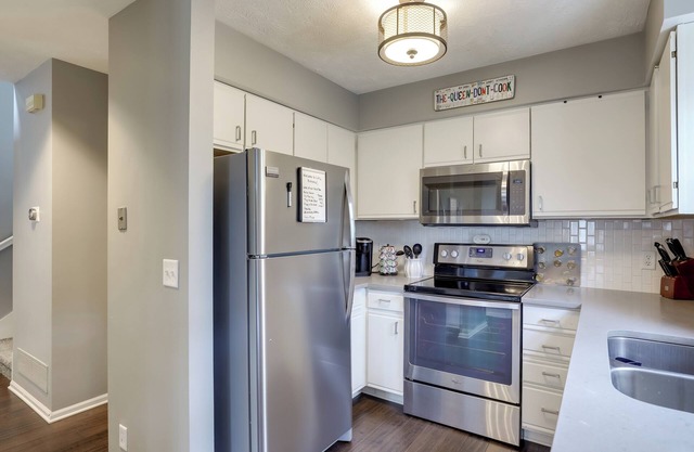 Charming Omaha Vacation Rental: 1 Mi to Downtown!