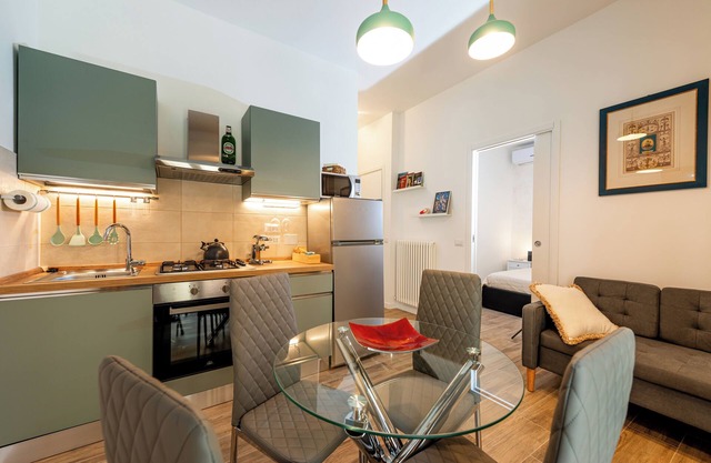 CHARMING ONE BEDROOM APARTMENT ON THE OUTSKIRTS OF PG WITH FREE PARKING SPACE AND SELF CHECK IN