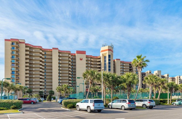 Charming One Bedroom Condo at Phoenix V Unit #411