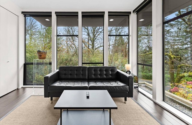 Charming Patton Heights Bungalow in Portland with WiFi, AC