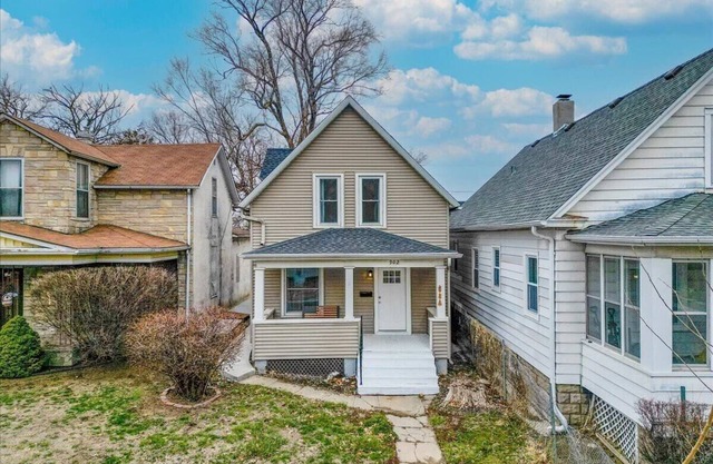 Charming Retreat - Your Stay Haven in Omaha