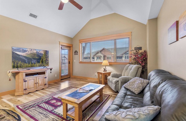 Charming Riverstone Condo – Walk to Shops & Dining
