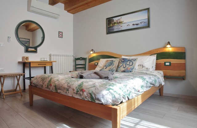 Charming Rustic Lodge in Trieste with Private Facilities
