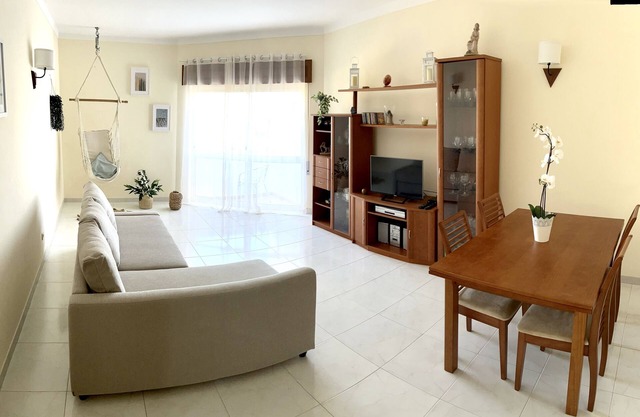 Charming Salema – Family-Friendly Apartment by the Beach