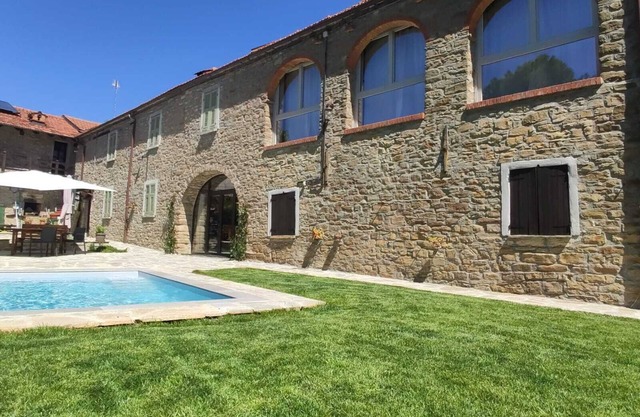 Charming stone farmhouse in the heart of Alta Langa, 5 minutes from Roccaverano.