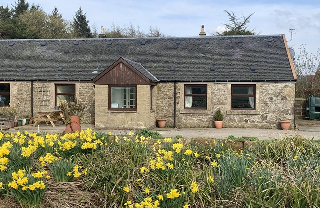 Charming Stone Parlour Cottage set in an area of outstanding beauty.