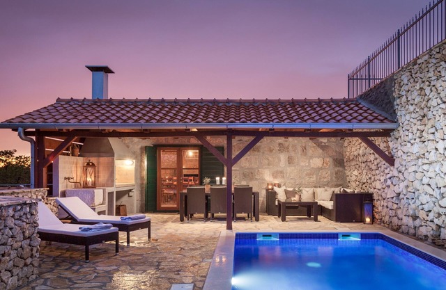 Charming Stone Villa- Cottage with Private Heated Pool and lovely ocean view