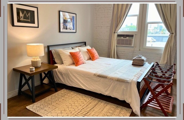 Charming Studio! Perfect for 2!