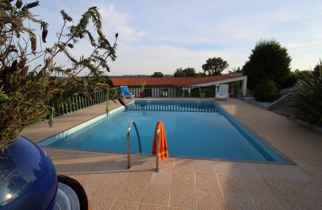 Charming Summer Resort for up to 20 people with pool, near the Serra da Estrela
