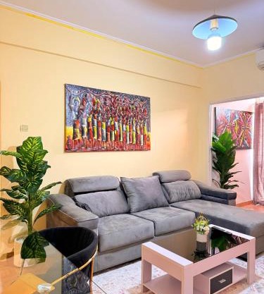 Charming T1 in Historic Building-Near Luanda Bay