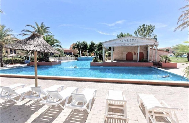 Charming T2 44m2 pool/tennis/sea