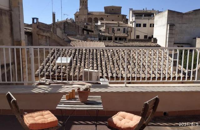Charming Townhouse 7 PAX WIFI/AIRCON - Ca's Padrí