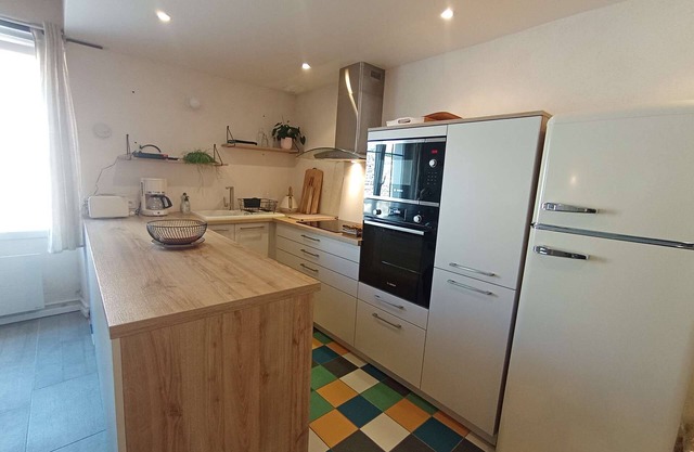 Charming Townhouse in the Heart of Étel – classe3*