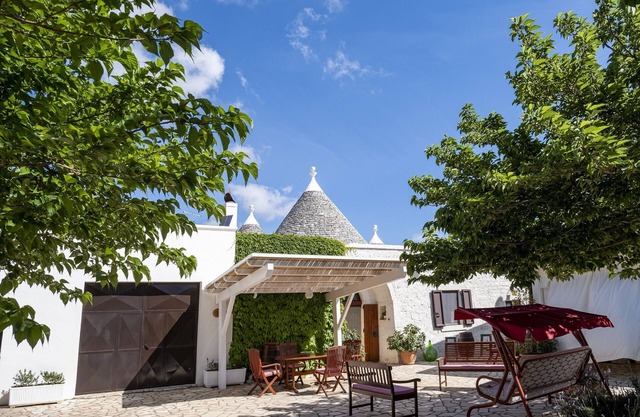 Charming Trullo in Puglia for 5 people