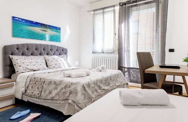 Charming Two Bedroom Apartment