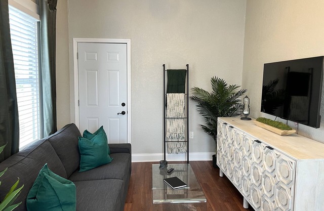 Charming Updated Condo in Heart of Tampa