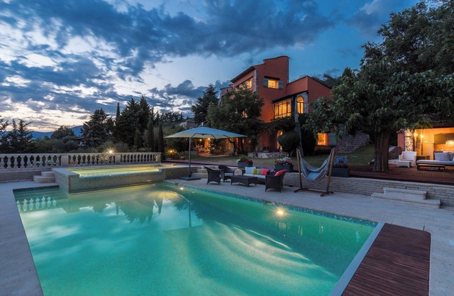 Charming Villa 18 guest with Pool at near Cannes