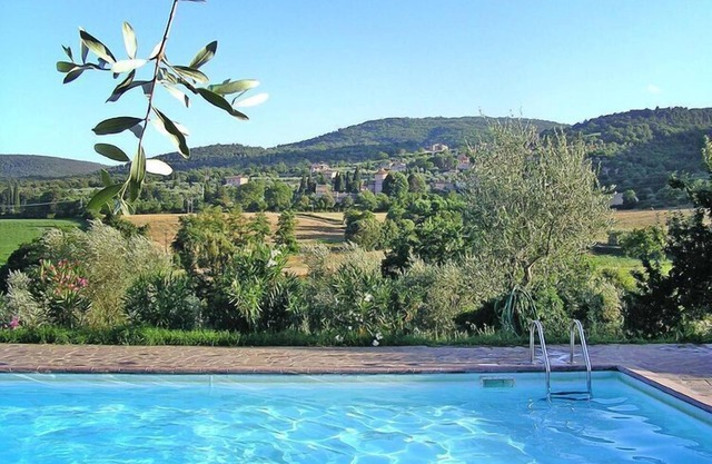 Charming Villa in Tuscany with Pool & Views