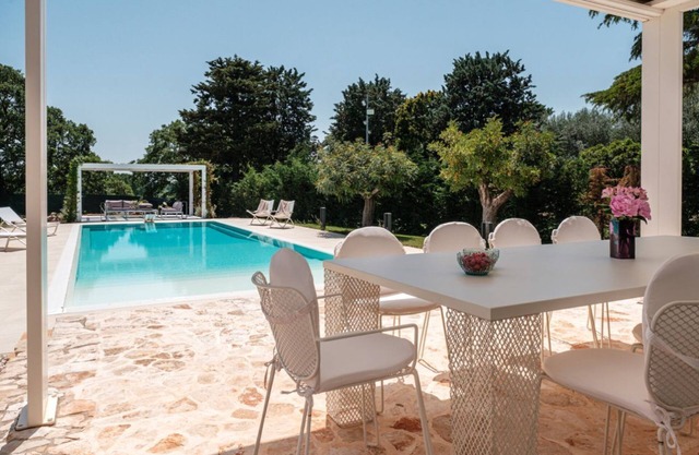 Charming villa in Puglia with garden, barbecue, wood oven and private pool