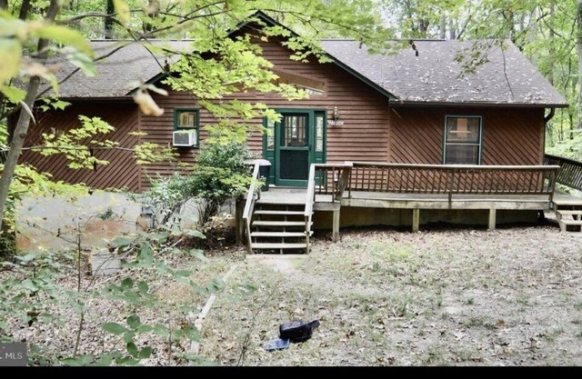 Charming Waterfront cabin in Lake Anna