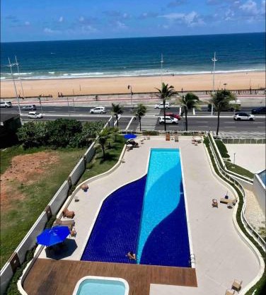 Charmoso Apartamento a beira mar