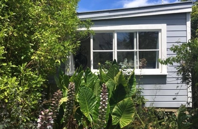 Charnwood Cottage - peaceful and private
