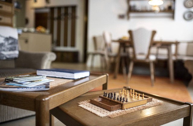 Chasa Serras - Döpper: Ideally located cosy 2.5 room flat