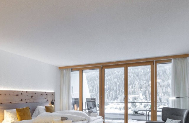 CHASA TULAI F114: GENEROUSLY RENOVATED ALPENCHIC STUDIO IN HOLIDAY PARK TULAI F114