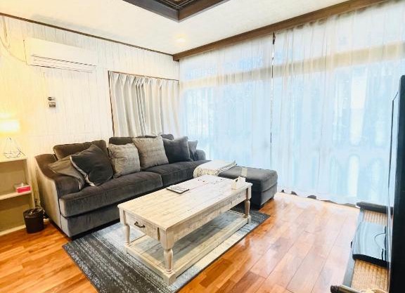 Chatan Beach House 1