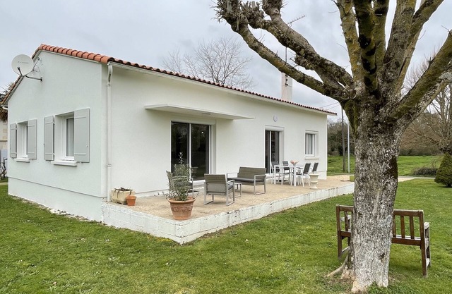 Chateau/Country House