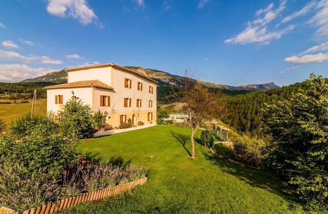 Chateau De Culas - Seven Bedroom Castle, Sleeps 18