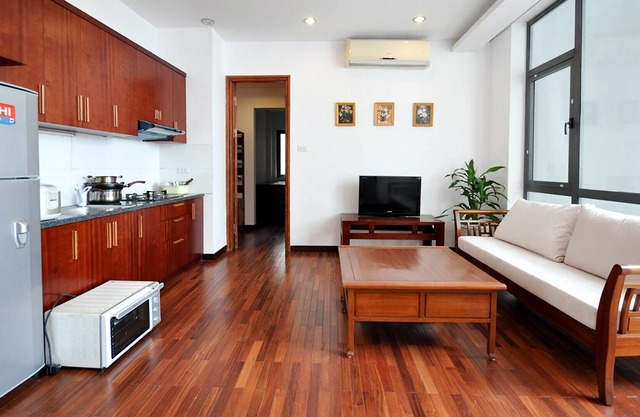 Chateaux Apartment West Lake 10004